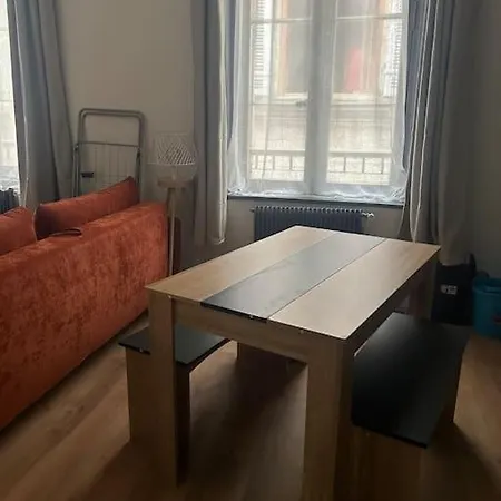 Le Limo: Cosy En Hyper Centre Apartment