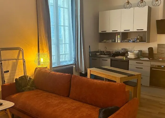 Le Limo アパート *